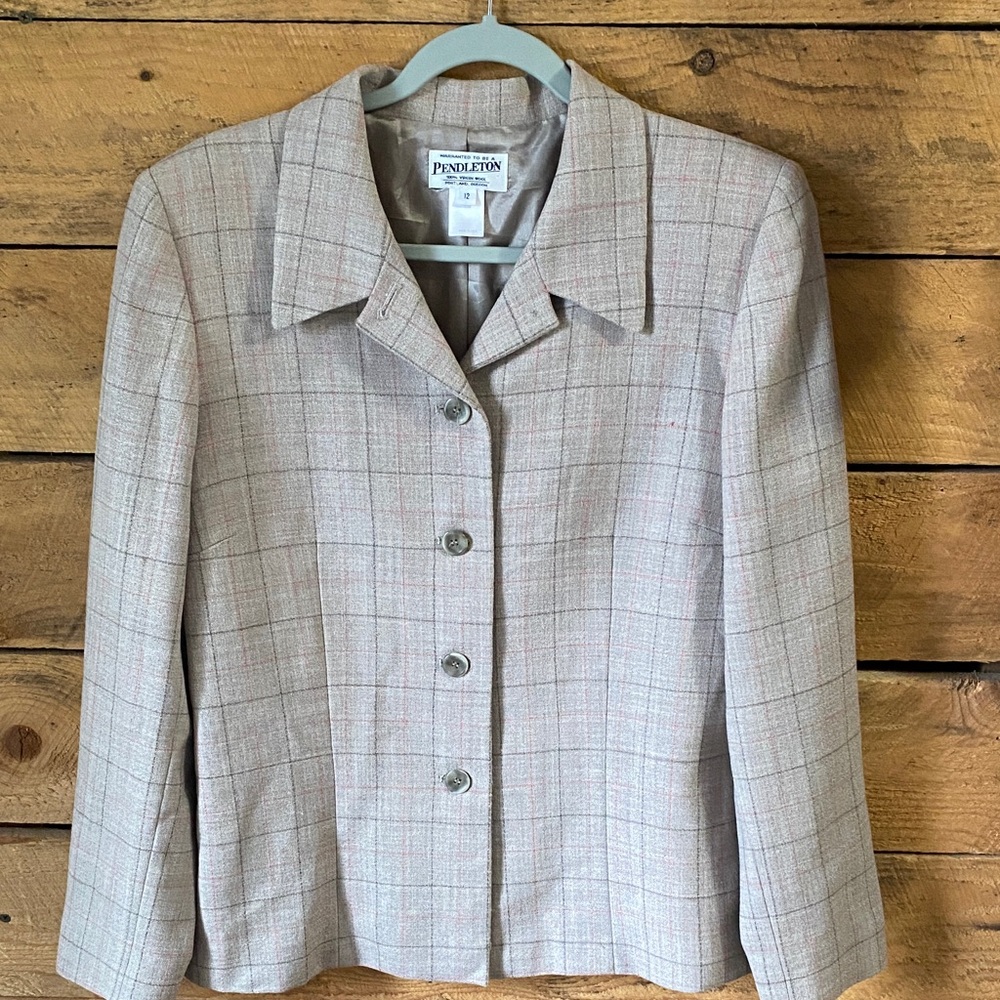 Pendleton Women's Blazer - Beige Checkered - image 1